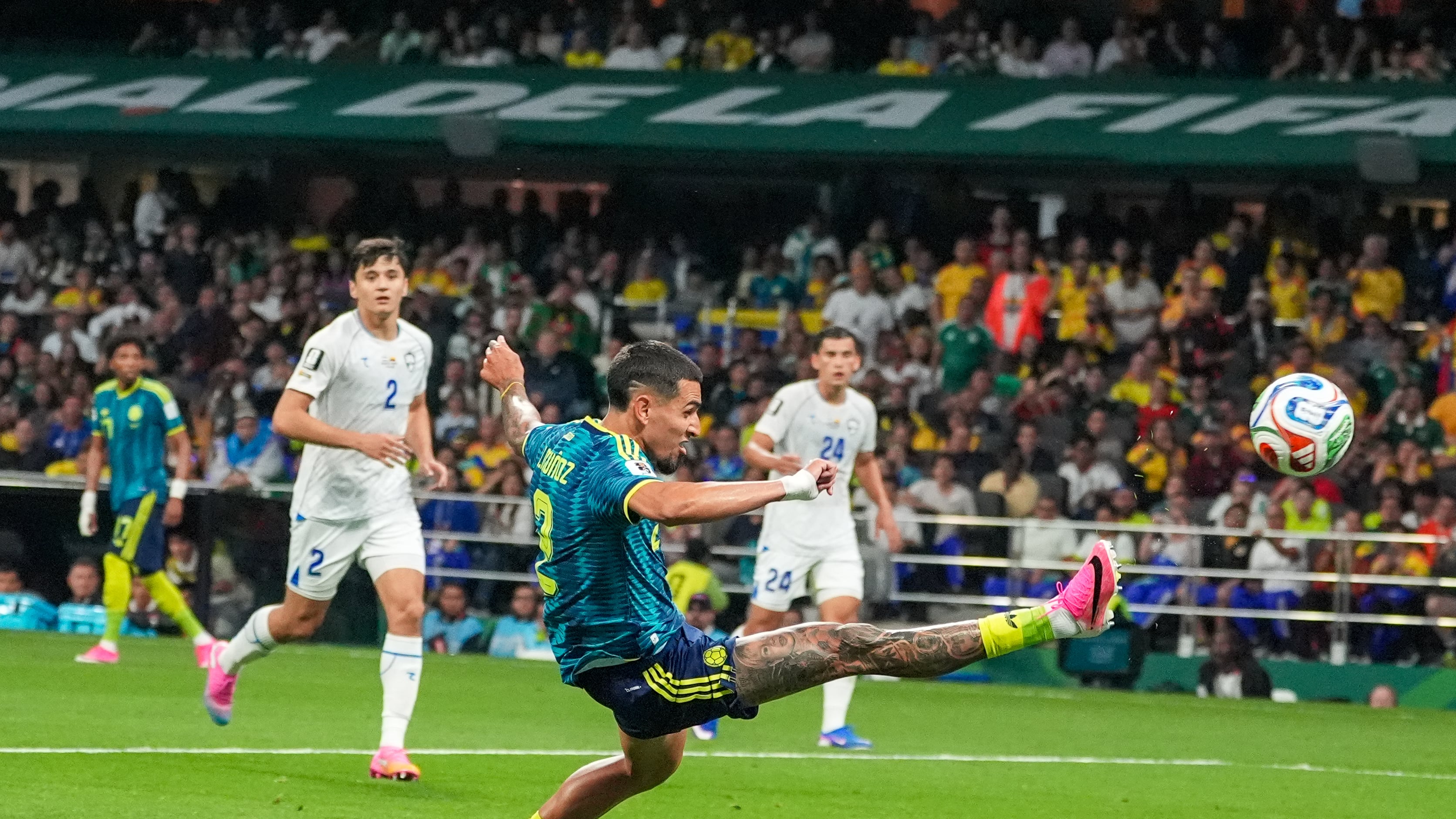 La espera valió la bendita pena: Colombia fue el último ganador de la primera fecha del Mundial