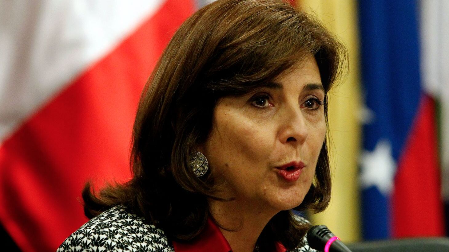 María Ángela Holguín