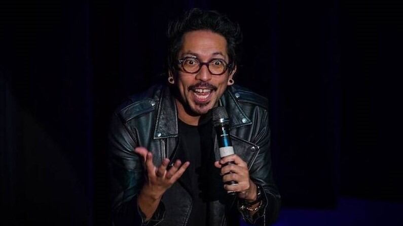 El comediante Frank Martínez parece que tiene mucha luz para el Día de Velitas que confesó lo que hará en su barrio.