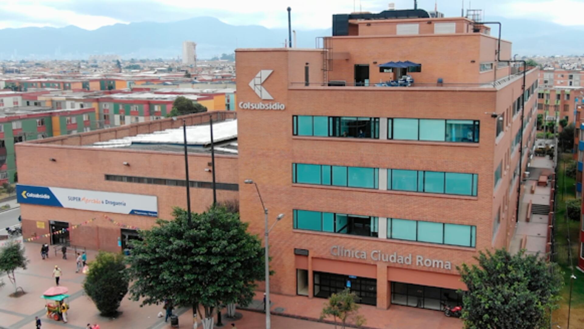 Colsubsidio cerrará clínica en Bogotá.