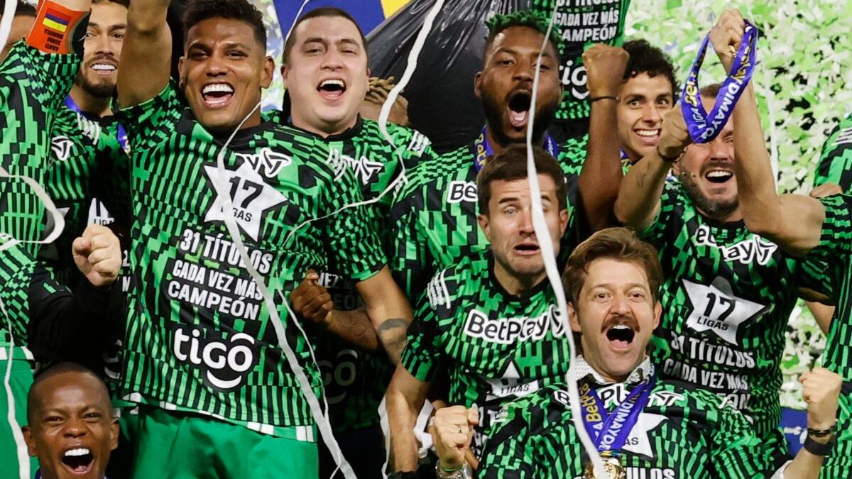 Carlos Antonio Vélez regañó al presidente de Nacional por su actuar en la final