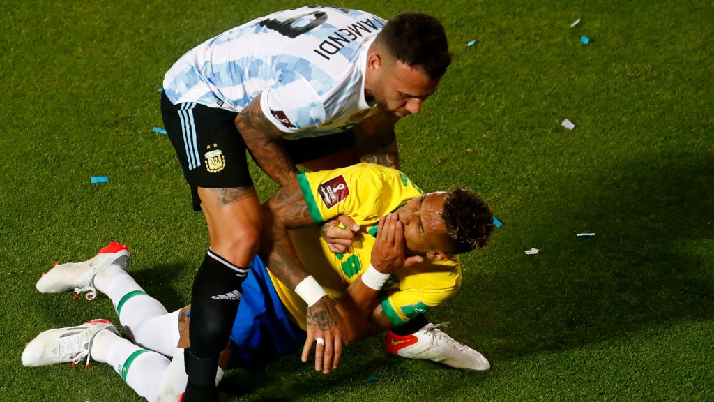 Argentina y Brasil se sacaron sangre, pero no goles. Quedaron en deuda