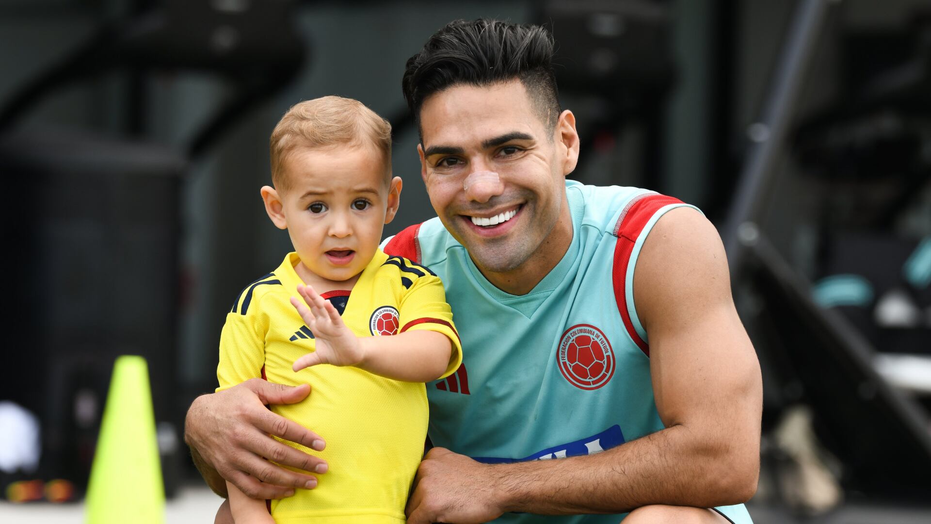 Falcao y su hijo