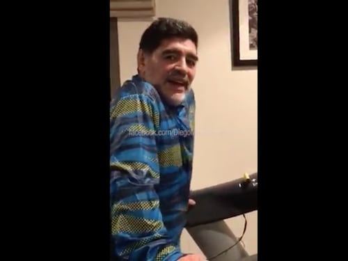 El divertido video de Maradona ejercitándose