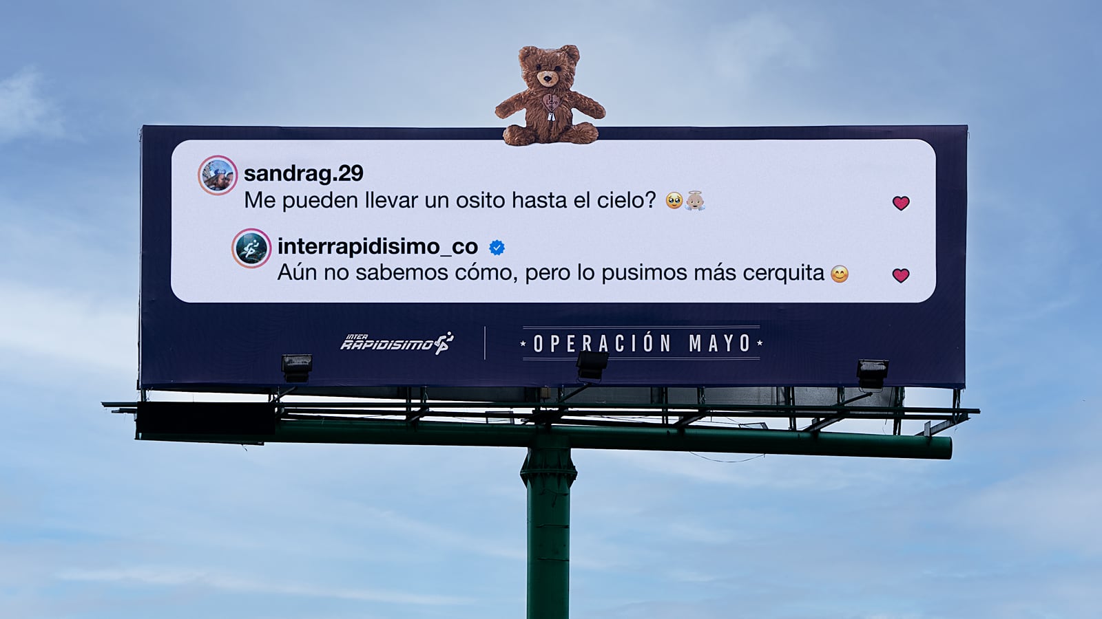 Inter Rapidísimo se toma los cielos de la capital con un emotivo mensaje para las madres que no están con nosotros.