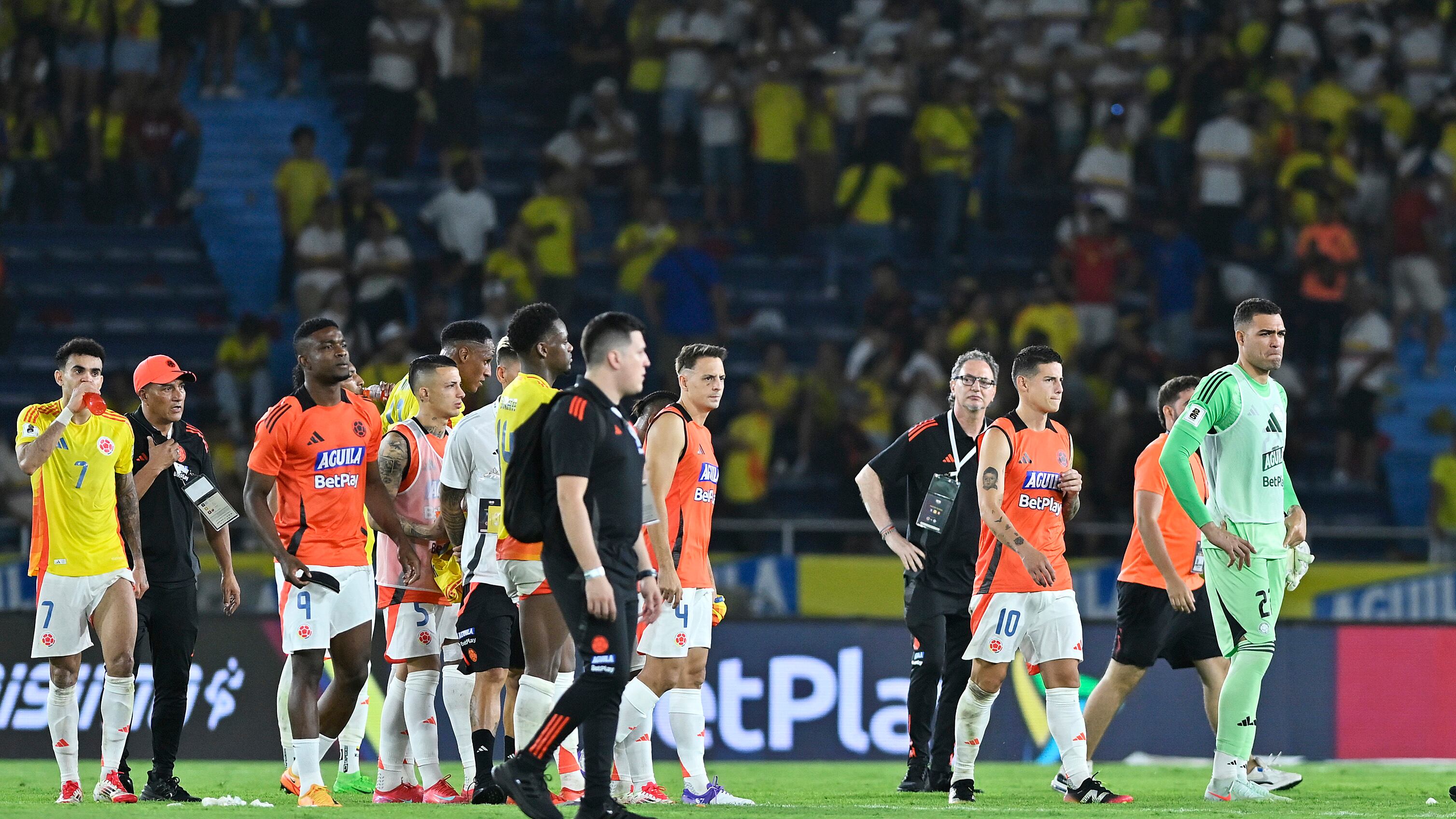 El ranking FIFA le cobró su bajo rendimiento a la Selección Colombia y la descendió de puesto