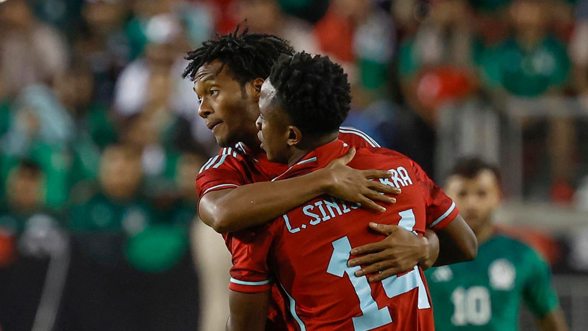 Cuadrado contó cómo fue el regaño de Lorenzo en el entretiempo ante México.