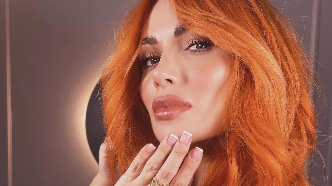 La empresaria Sara Uribe estaba tomándose algunas cervezas cuando la revelación sobre su vida sentimental fue tema de conversación.