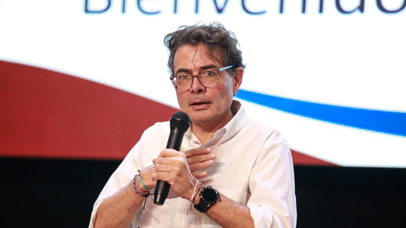 Alejandro Gaviria es el ‘Nostradamus’ colombiano y en redes le piden “que por favor dé los números del Baloto”