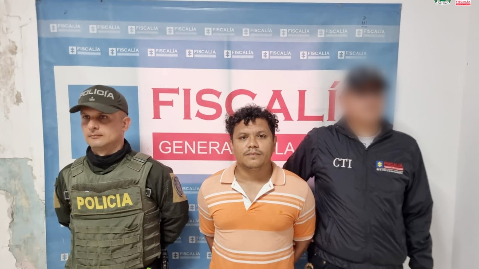 Judicializan a profesor por presunto abuso sexual contra tres de sus alumnas.