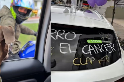 Influencer bogotano celebró que su perrito superó el cáncer: Decenas de personas los felicitaron por la calle