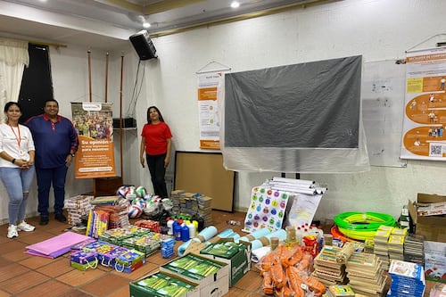 Maletas pedagógicas llegan a Maicao, La Guajira para garantizar que niños migrantes no abandonen la escuela