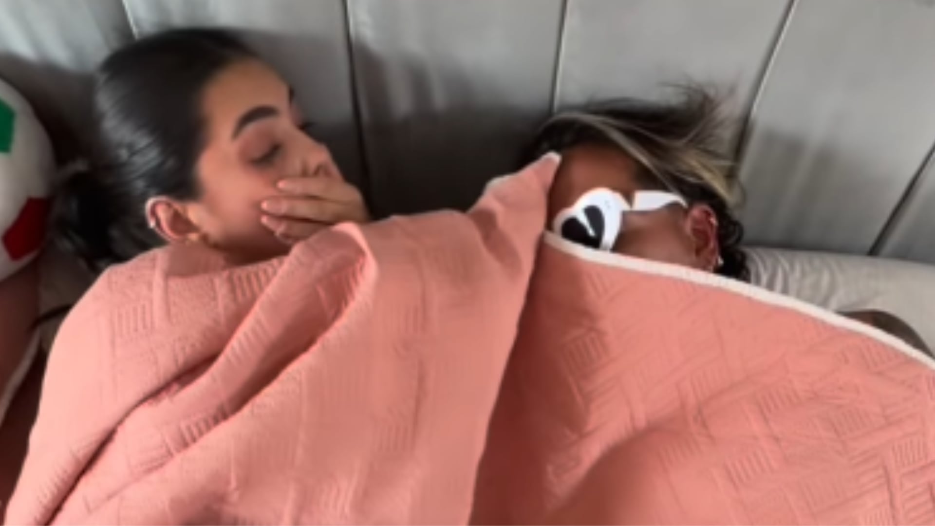 ¿El amor está en el aire? Sorprendieron a Dayro Moreno en la cama con Valentina Taguado