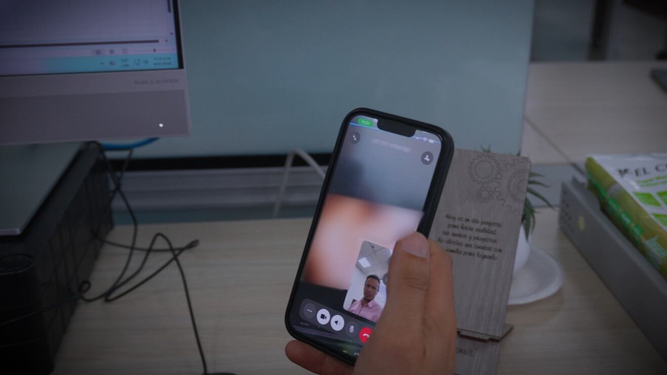 Nueva modalidad de extorsión con videollamadas de números desconocidos