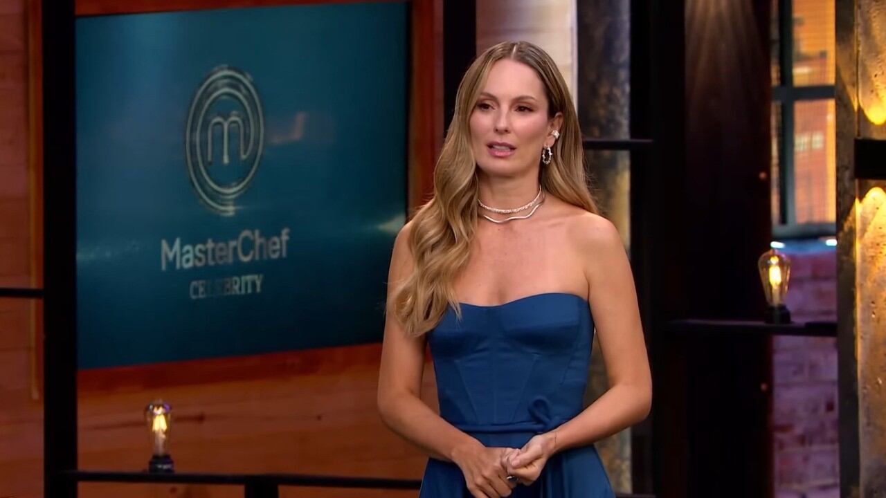 La presentadora Claudia Bahamón no se quedó callada ante el top 8 de 'MasterChef' y hasta Martina le respondió su pensamiento sobre Cony Camelo.