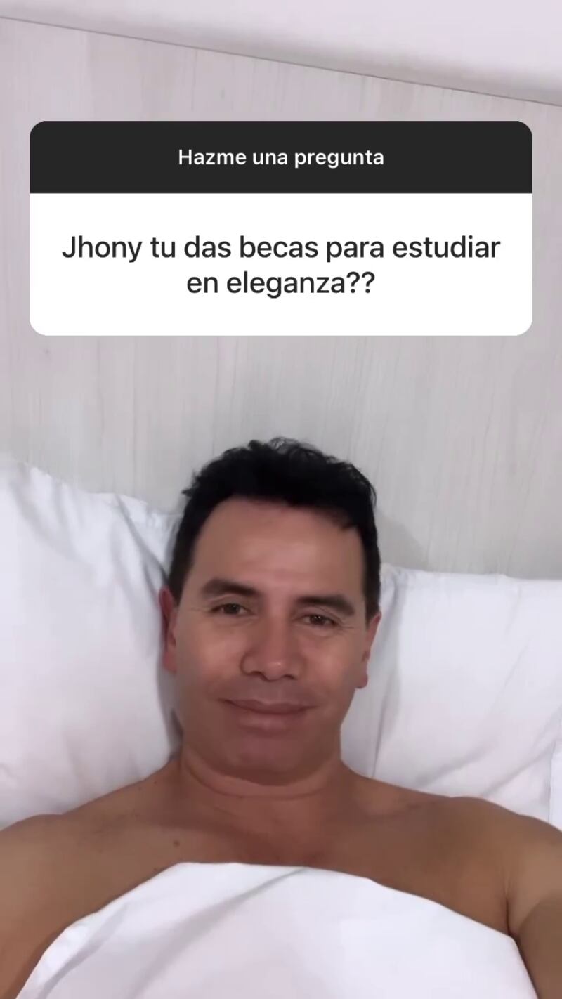 Jhonny Rivera contó por qué ya no suele darle regalos a sus fanáticos