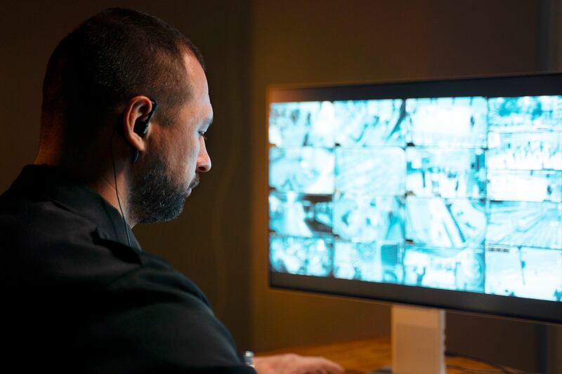 ¿On-Premises o Cloud? La decisión sobre videoseguridad para empresas en América Latina. Foto: Freepik.