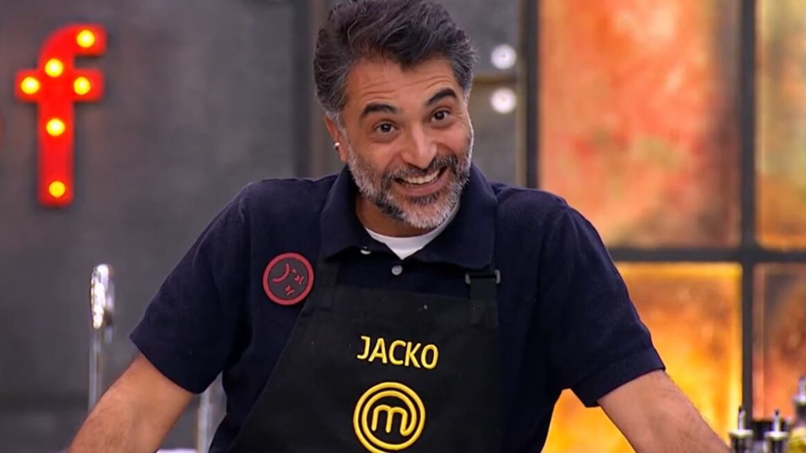 El cuarto pin de inmundidad recayó sobre Jacko tras una preparación que dejó un mal sabor en el atril de ‘MasterChef Celebrity Colombia’