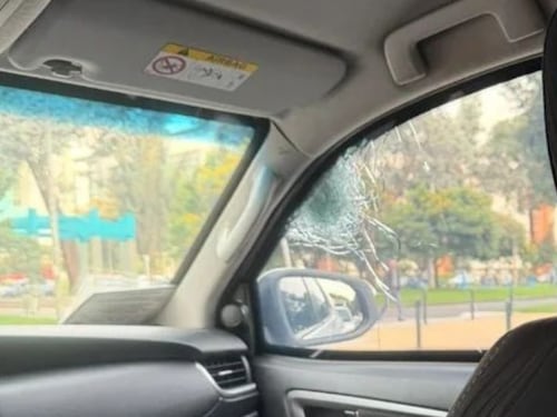 Atentado en Ciudad Salitre: Criminales disparan contra la camioneta de Elvia Isabel Otero, aspirante a la Contraloría