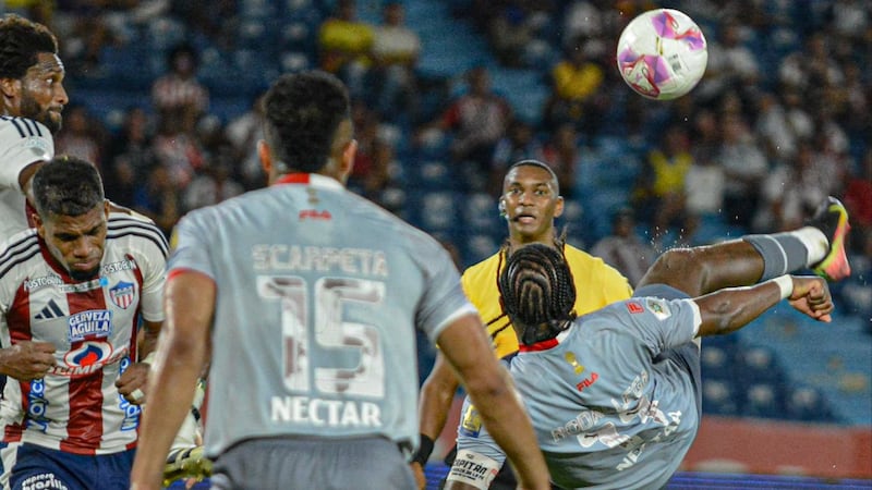 Inesperado cambio en la final de la Superliga que disputarán Junior y Santa Fe en 2026
