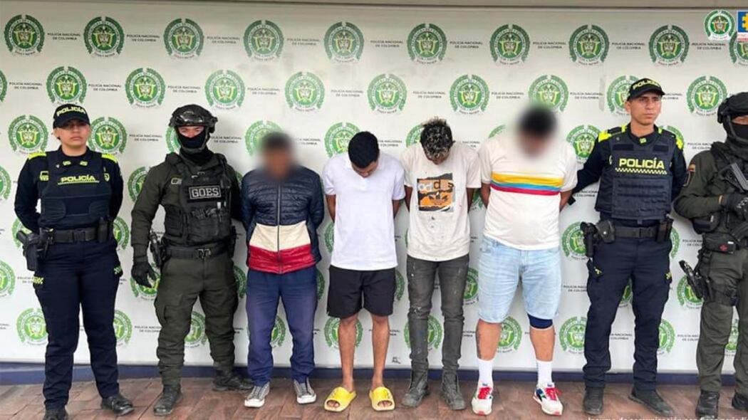 Captura de cuatro hombres señalados de falsificar cédulas con sus propios rostros.