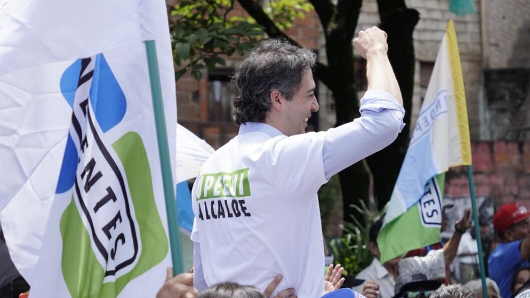 Daniel Quintero en la estación Acevedo del Metro de Medellín.