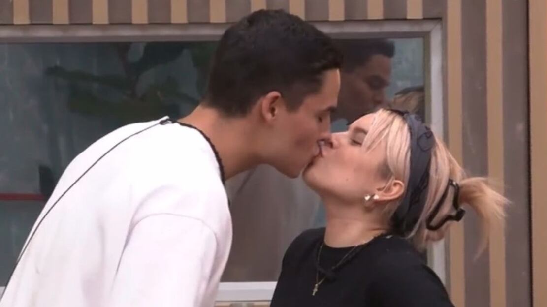 Carolina Pico se pronuncia tras el beso de Miguel Bueno con Ornella