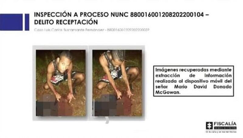 Fotografía del agresor junto a sus víctimas.