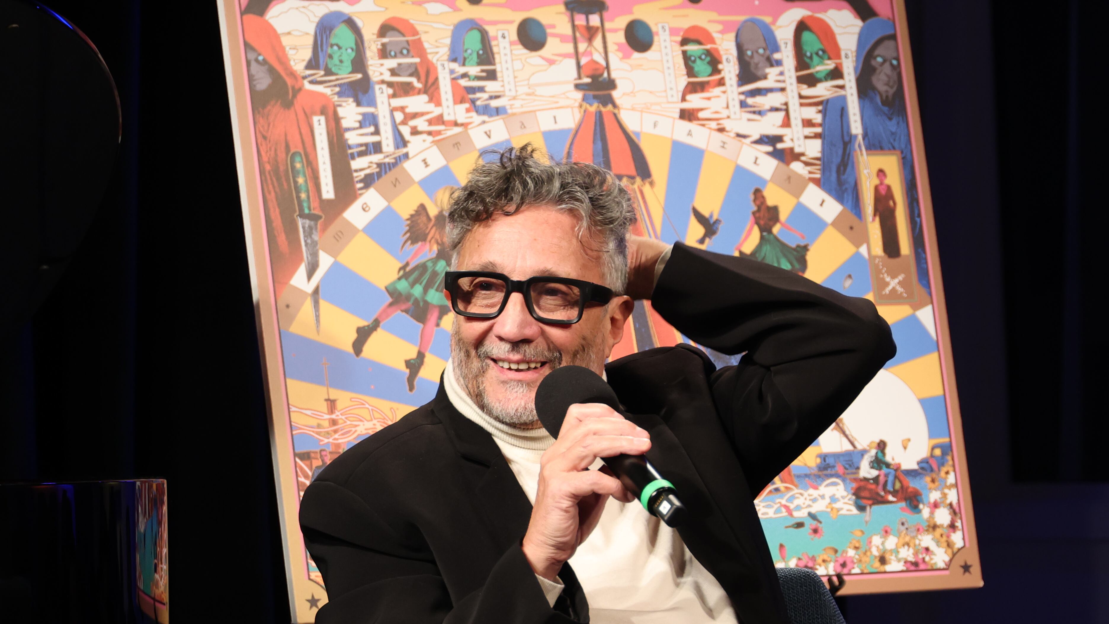 Fito Páez desata controversia al comparar el reguetón con el fascismo.