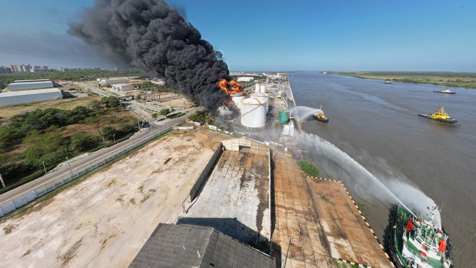 Incendio Puerto de Barranquilla.