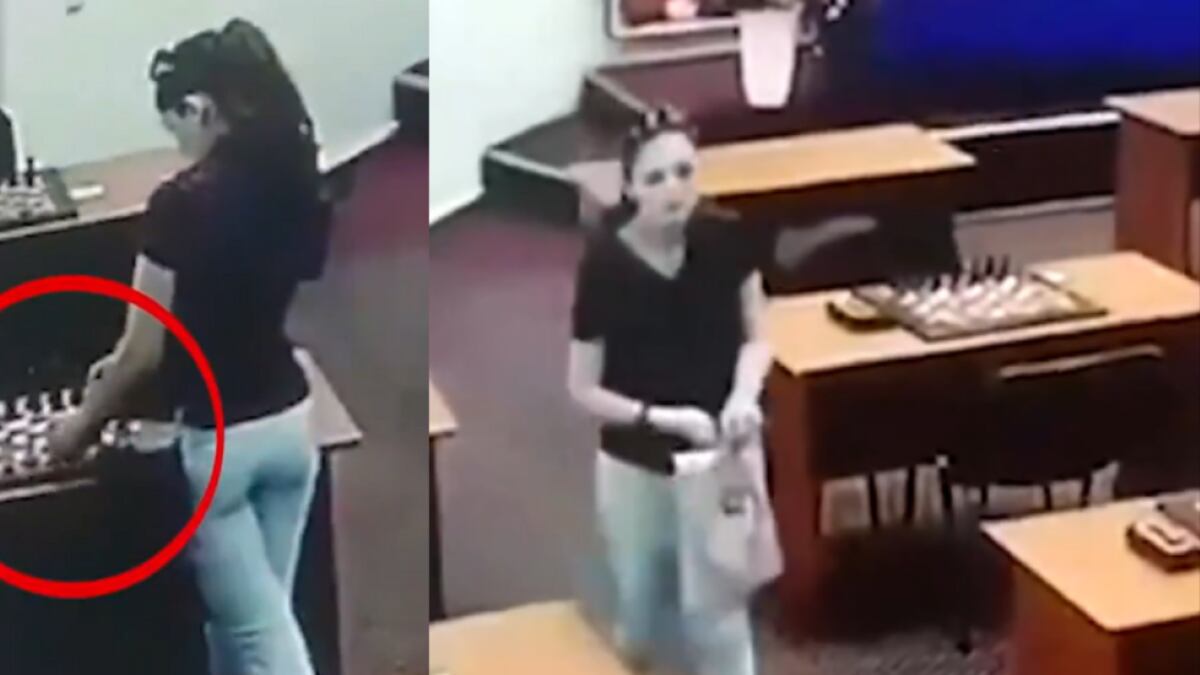 Amina Abakarova, ajedrecista investigada