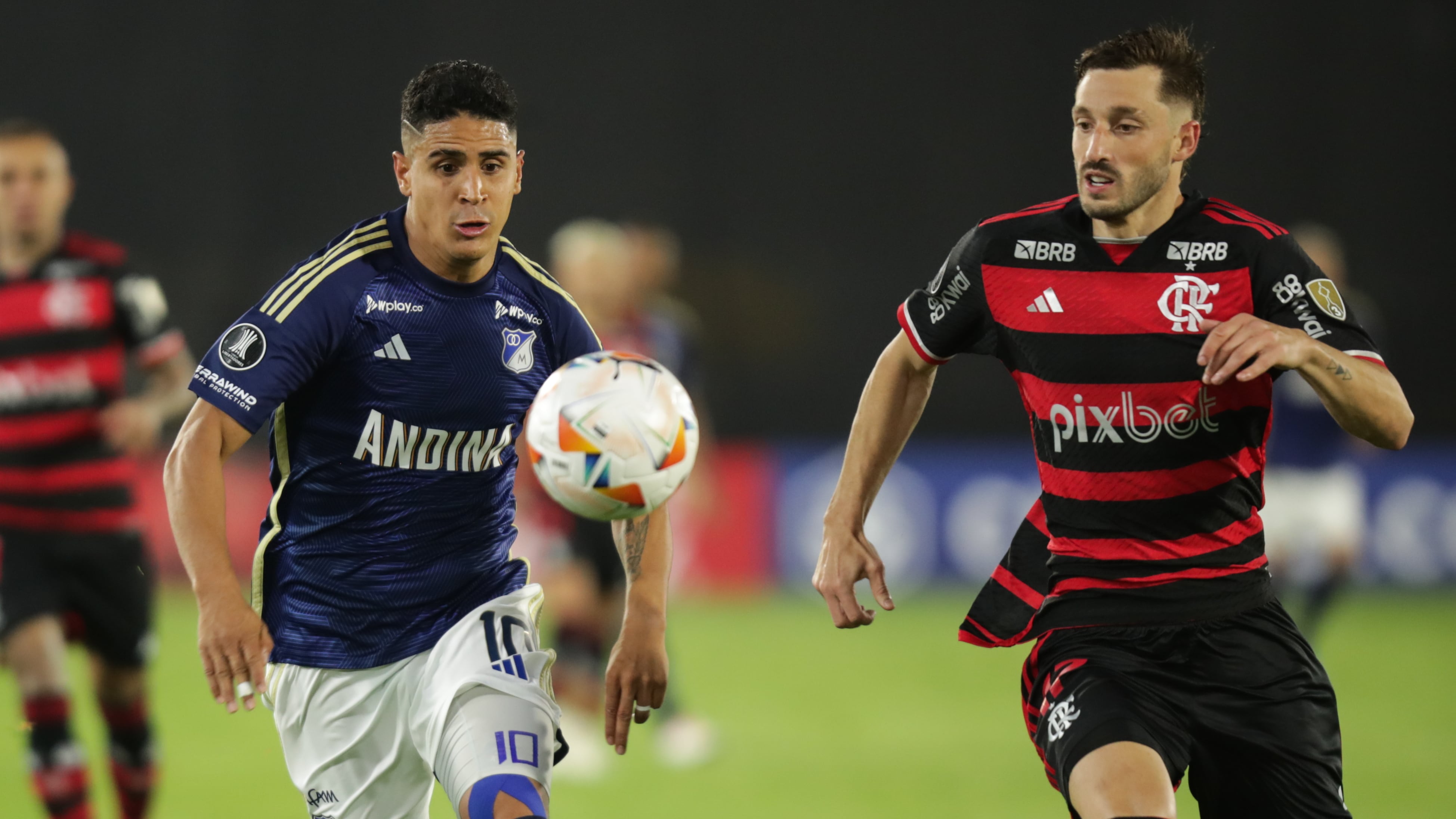 Millonarios VS Flamengo por la fecha 1 de la fase de grupos de la Copa Conmebol Libertadores en el Estadio El Campín de Bogotá