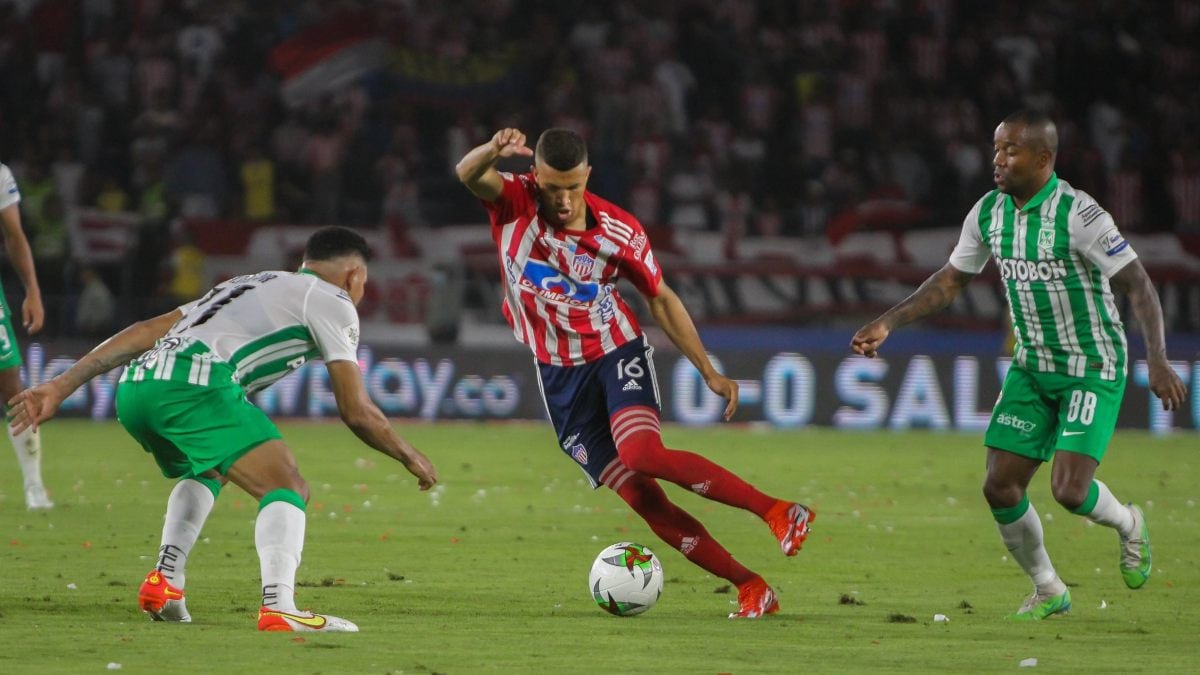 Mujer le hizo el quite a la ‘Kiss Cam’ y protagonizó la gambeteada de la fecha