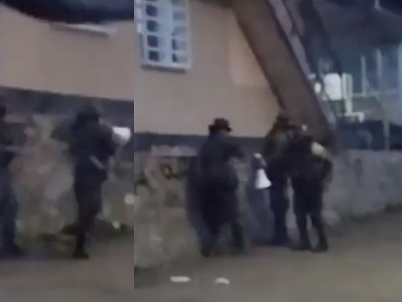 Disidencias de las Farc salieron con megáfono en mano advirtiendo sobre ataques a la estación de Policía de Jambaló, Cauca