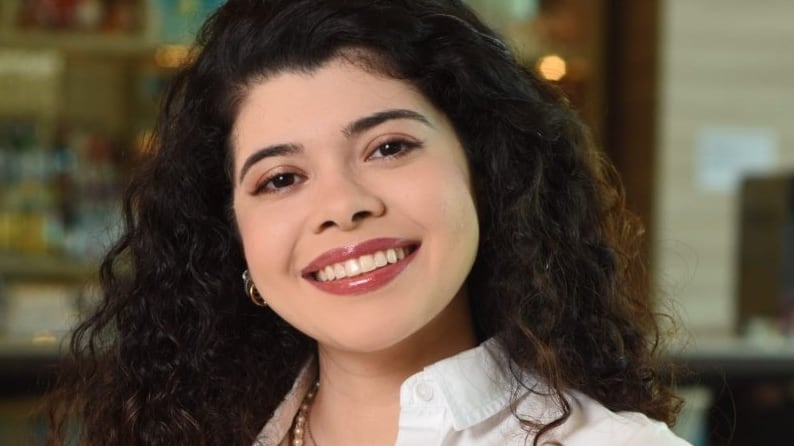 Foto de Stephania Martínez, la joven gerente que lidera uno de los hoteles más icónicos de Cartagena.