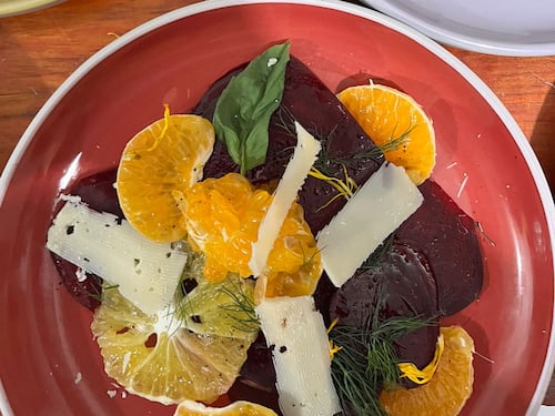 De la serie joyitas de barrio: “Su hogar era el fuego” las cenas en casa de Alejandro