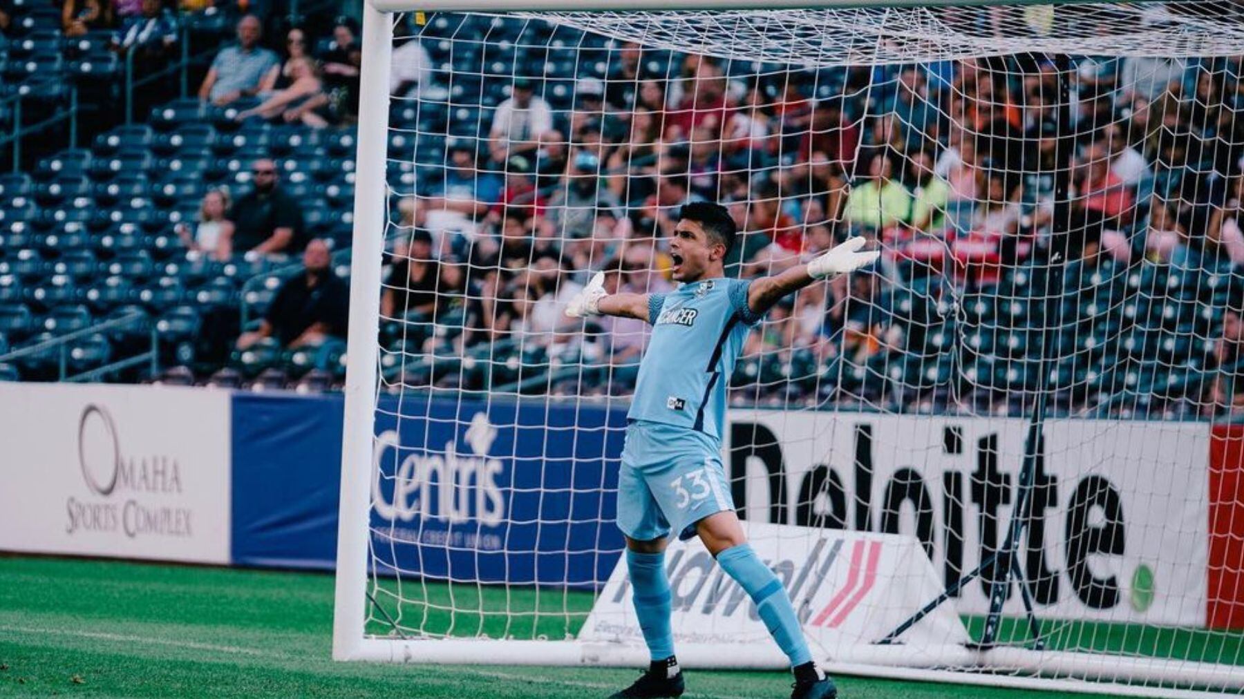 El guardameta colombiano marcó gol de arco a arco con el Union Omaha.