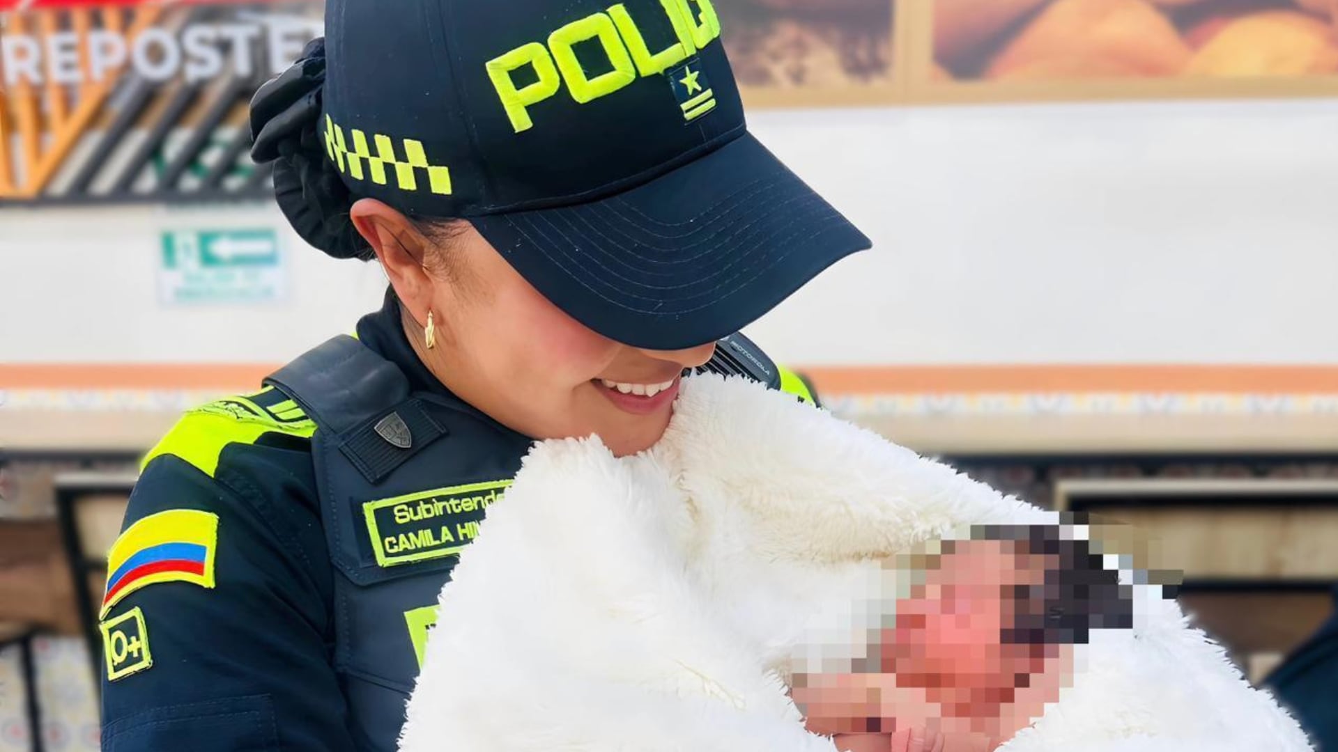 Parto en un carro en el centro de Medellín