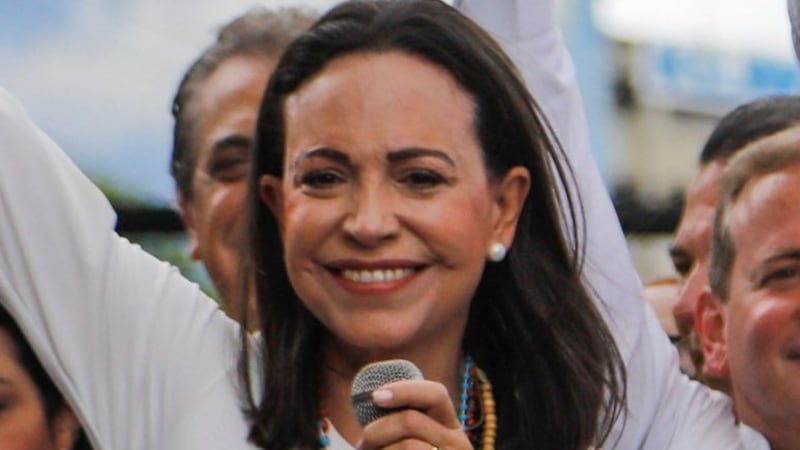 María Corina Machado está volando a Oslo, con llamada telefónica lo confirmó