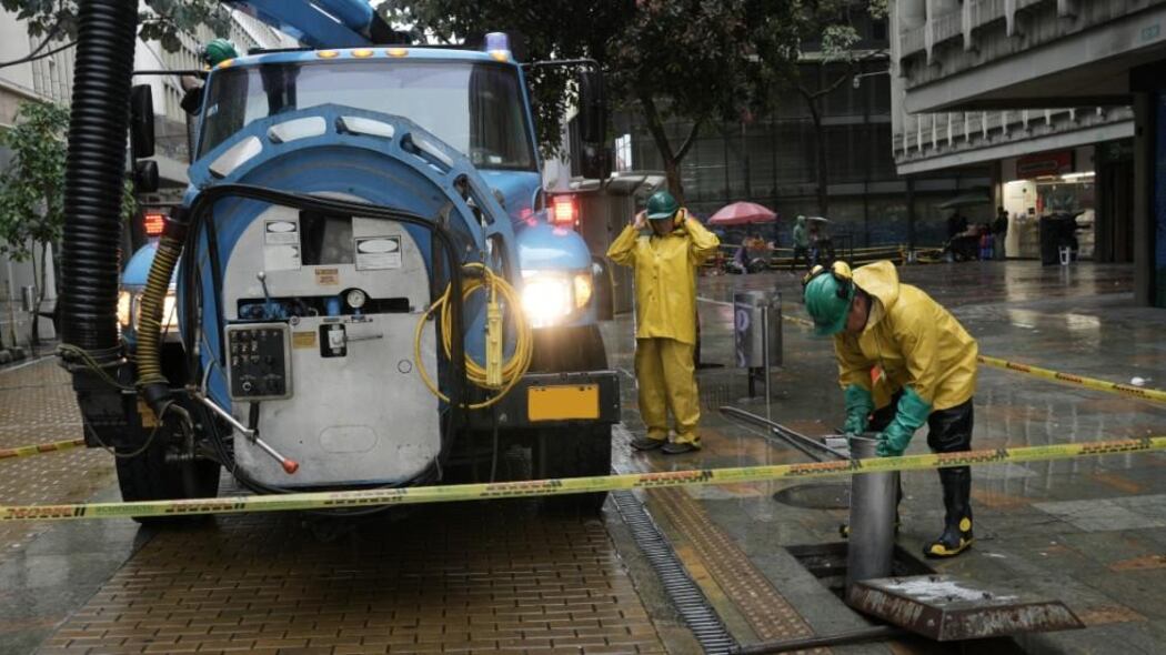 Suspensión del servicio de agua en 100 barrios de Bogotá.