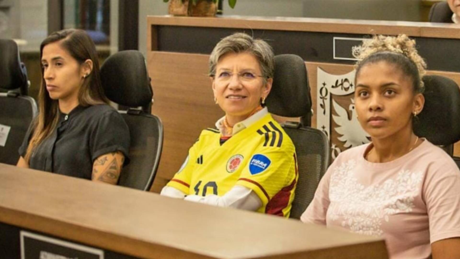 La alcaldesa de Bogotá felicitó a las jugadoras de la selección Colombia por todo lo que han logrado en 2022.