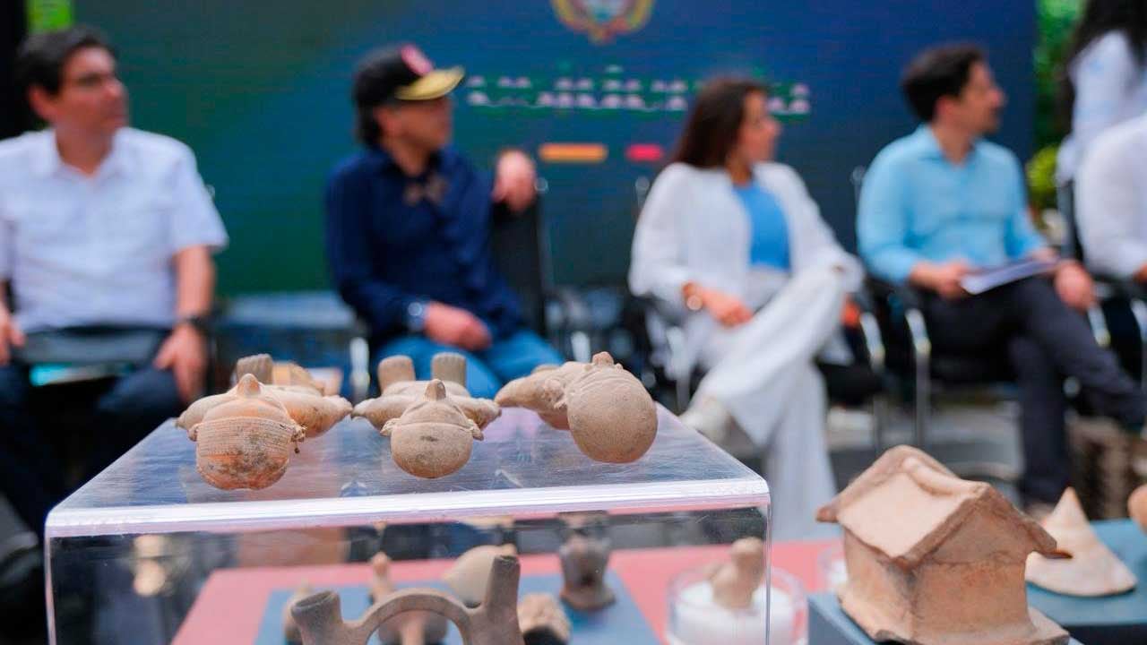 Gustavo Petro inaugura sala de exposición arqueológica en Tumaco y destaca repatriación de piezas