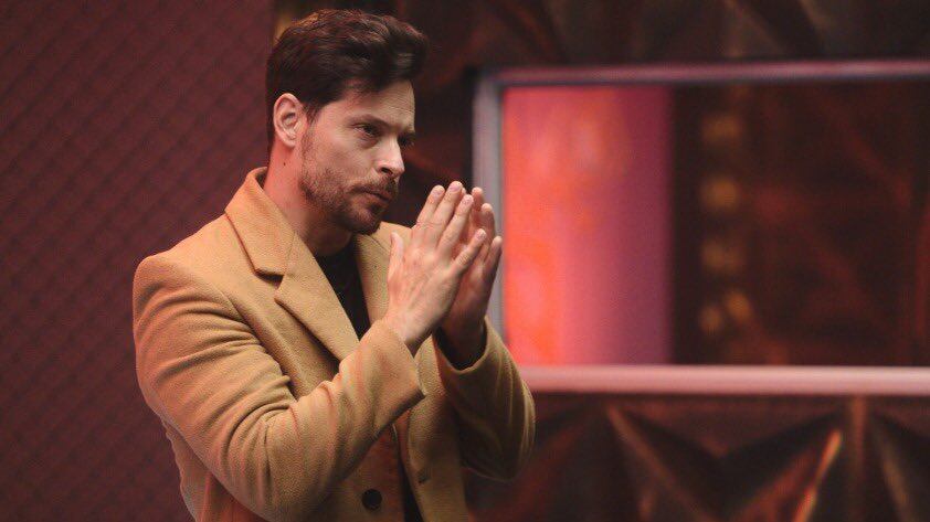 Los televidentes se preguntaron qué era la marca de Julián Trujillo tenía en el cuello y quién se la hizo.