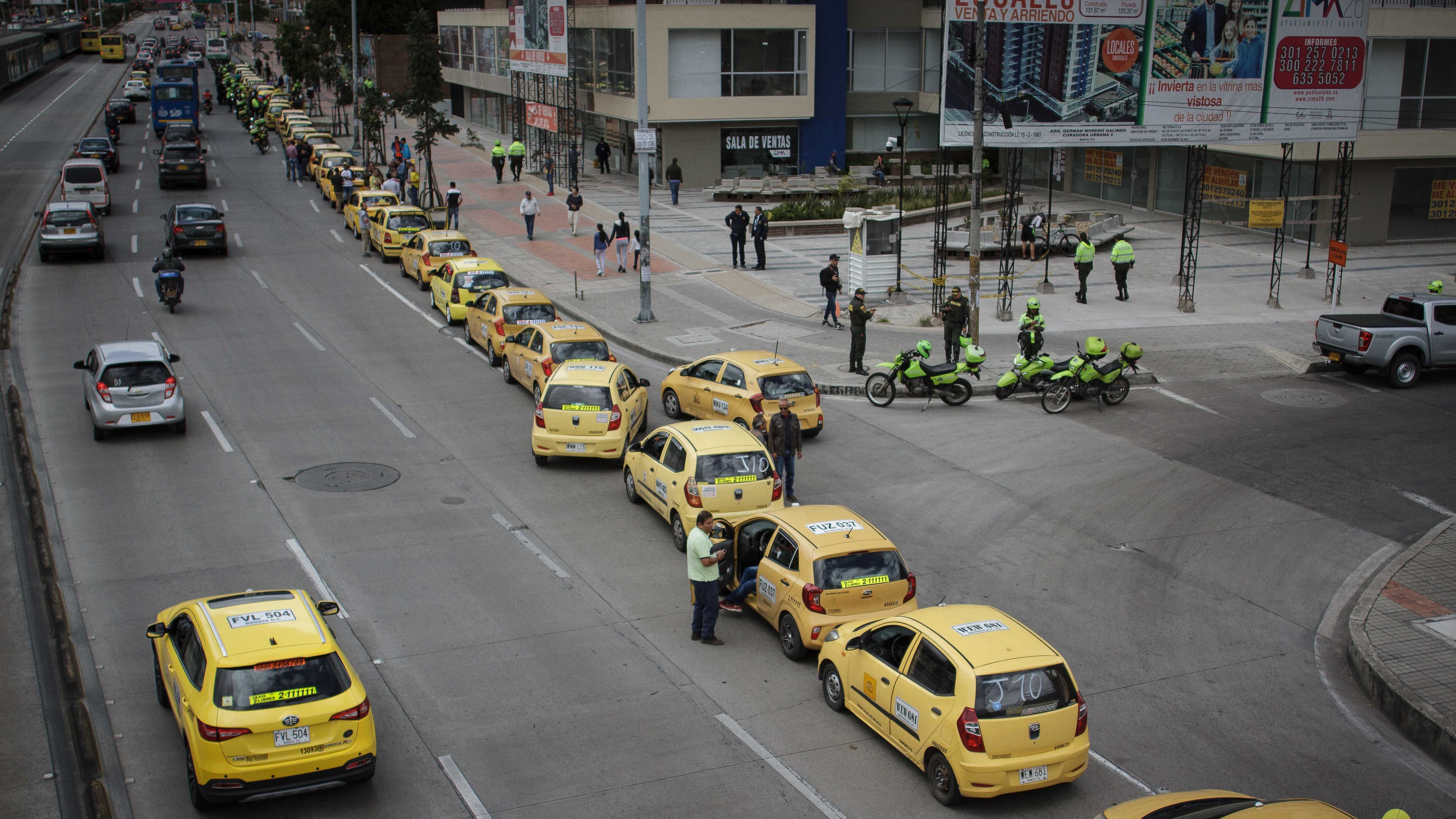 Paro de taxistas convocado en julio del 2019 en Bogotá.