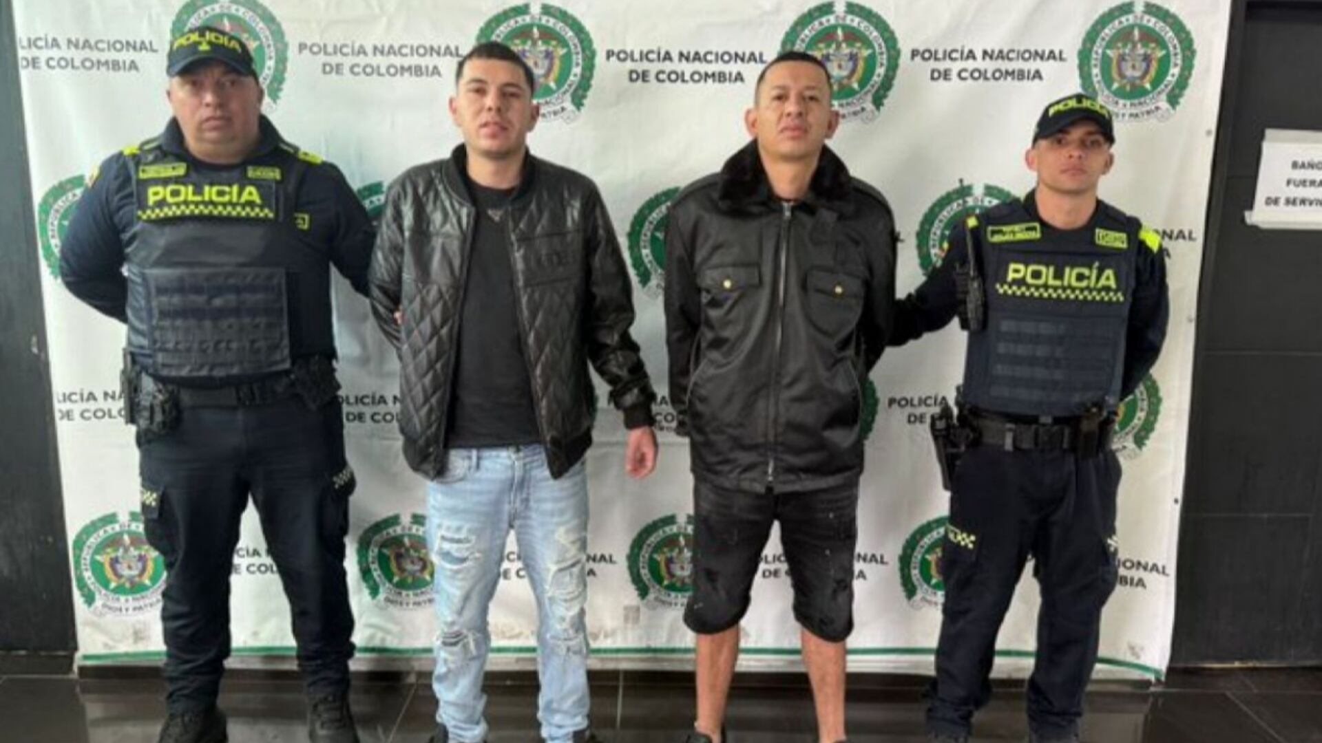 Recapturan a dos de los hombres que se escaparon de la Estación de Policía de Barrios Unidos.