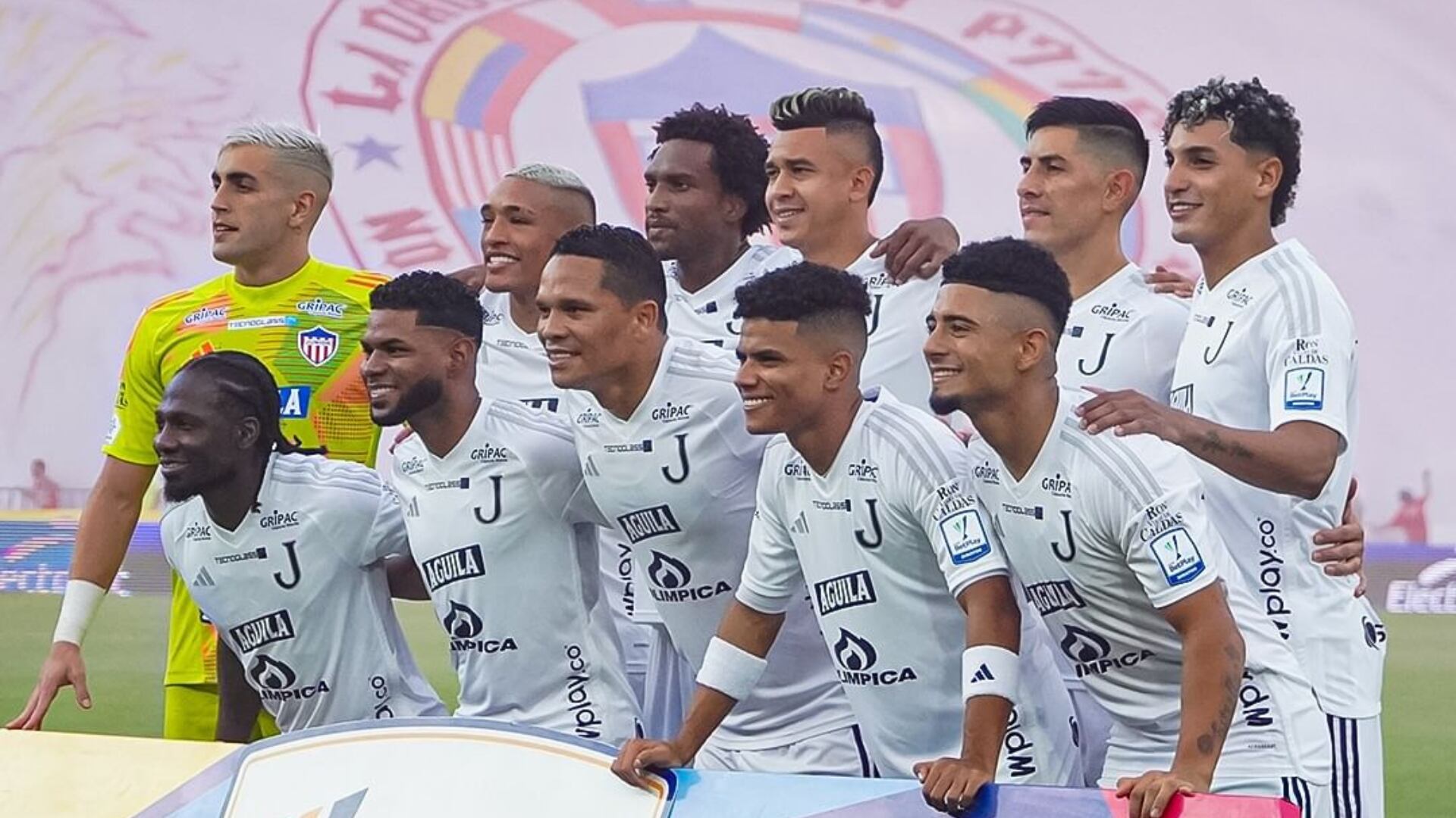 Jugador del Junior lamentó la salida de Arturo Reyes y apuntó a la familia Char