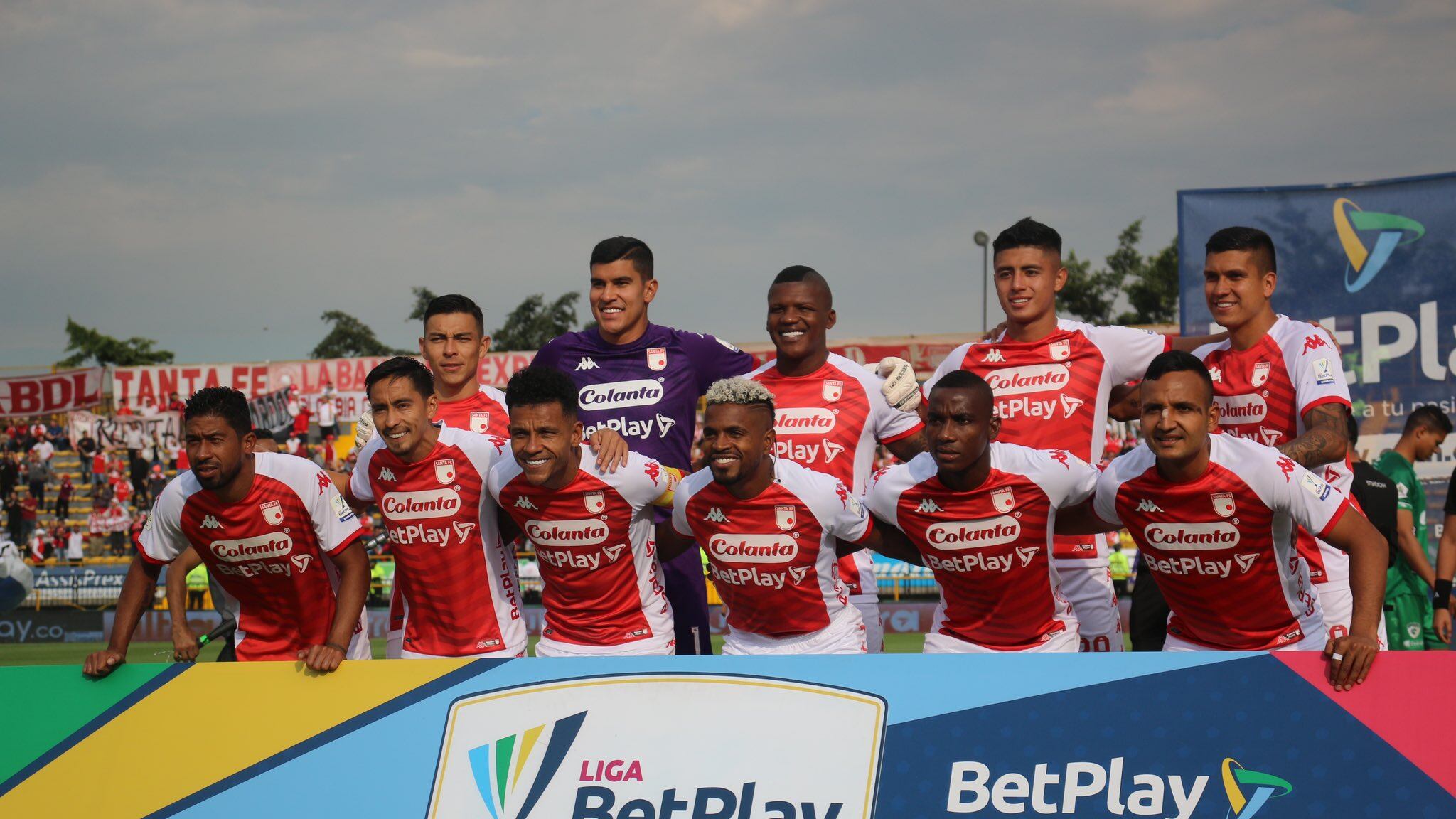 Santa Fe dio gusto a sus hinchas ‘gorditos’ que dicen ser el 70% de ellos