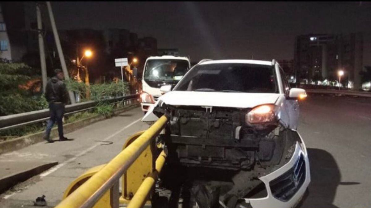 Tres accidentes se han presentado en el puente que conecta a Valle del Lili con Bochalema.