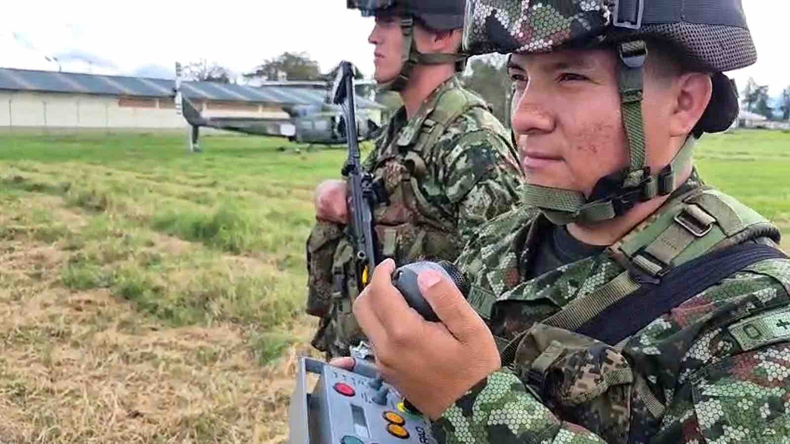 Foto ataque con explosivos lanzados desde drones deja un militar herido y cambia logística electoral en Pailitas.