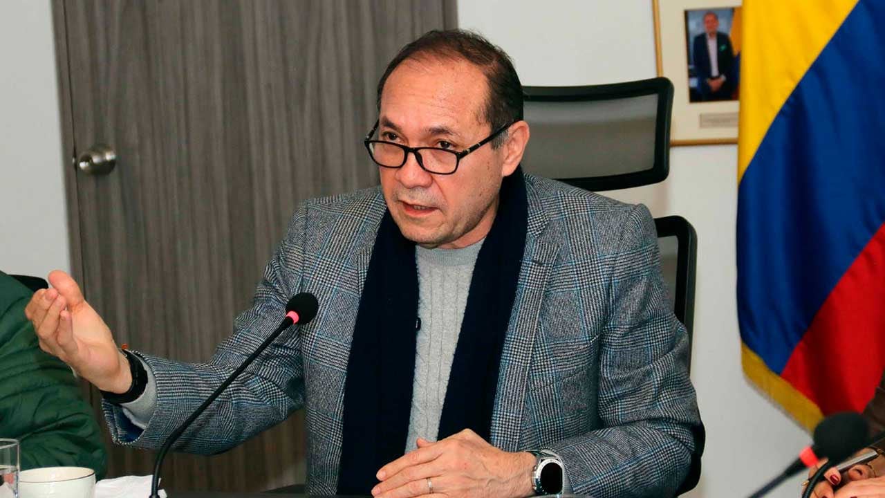 MinTrabajo acuerda plan para formalizar a más de 300 tripulantes vinculados a Van Camp’s